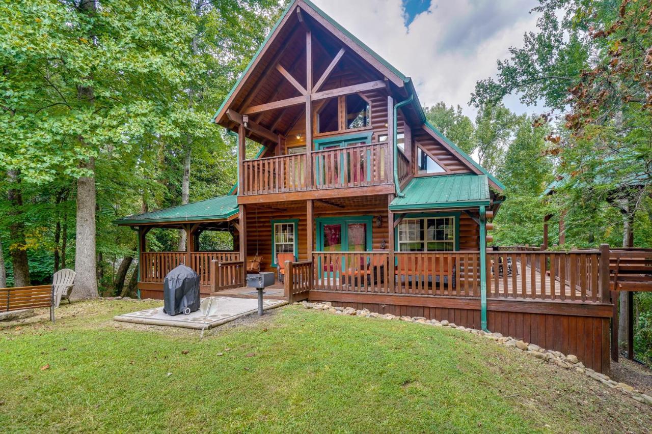 Getaway Private Hot Tub And Fireplace! Gatlinburg