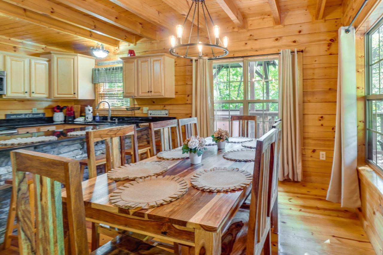 Holiday home Getaway Private Hot Tub And Fireplace! *