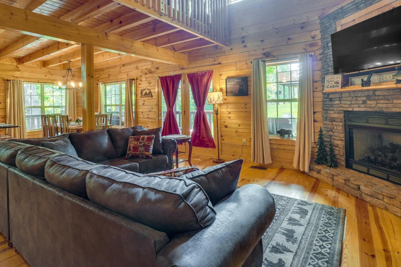 Getaway Private Hot Tub And Fireplace! *