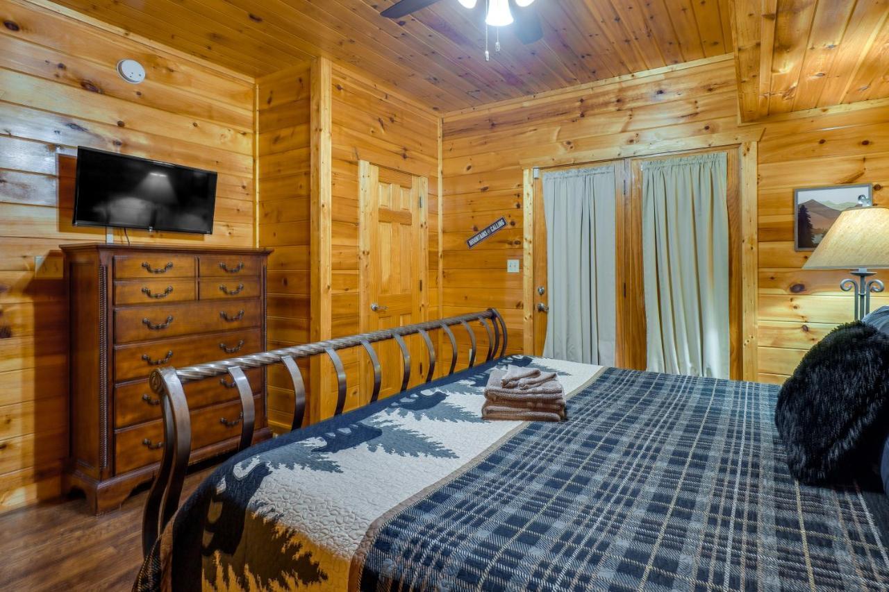 Holiday home Getaway Private Hot Tub And Fireplace!