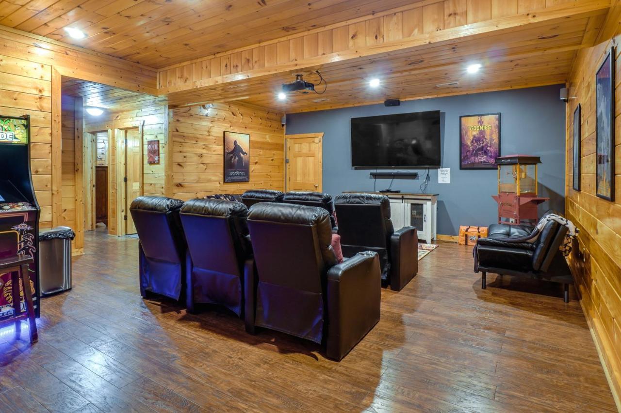Getaway Private Hot Tub And Fireplace! Gatlinburg